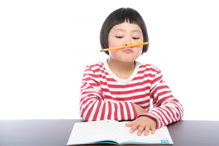 てこでも動かないの語源はあの「梃子」？意味と使い方を解説します！ | オトナのコクゴ